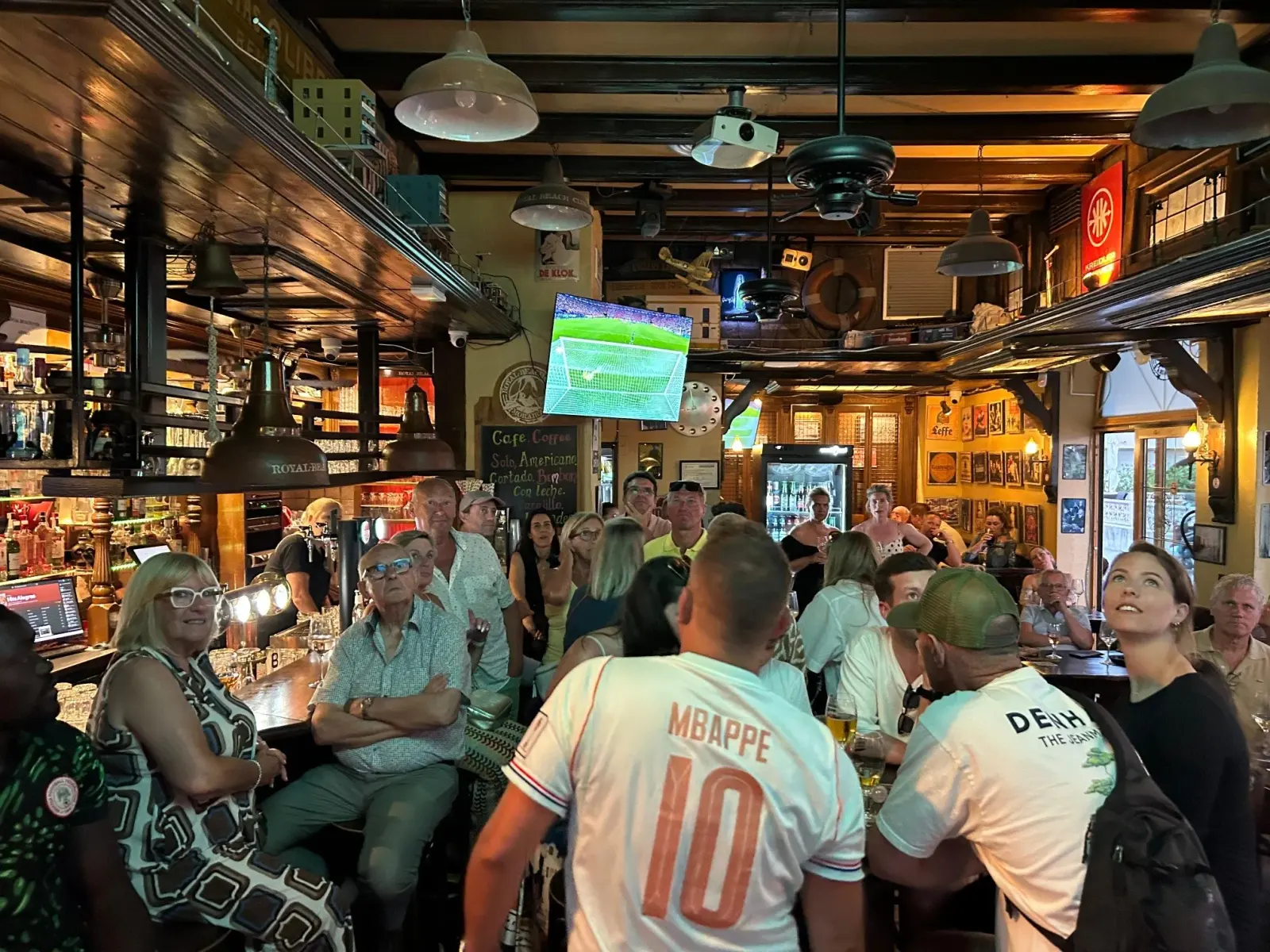 Sport bar Royal Beach Moraira